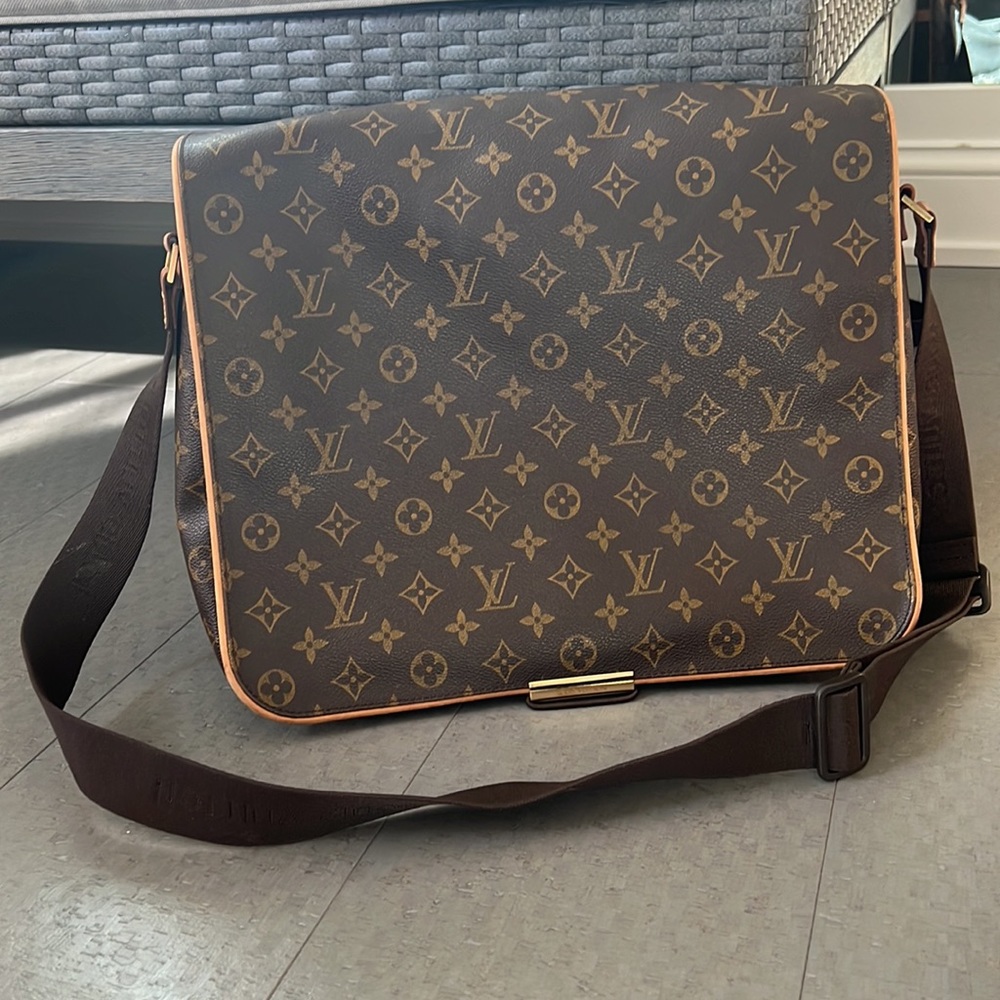Authentic Louis Vuitton (Vintage) Messenger Bag